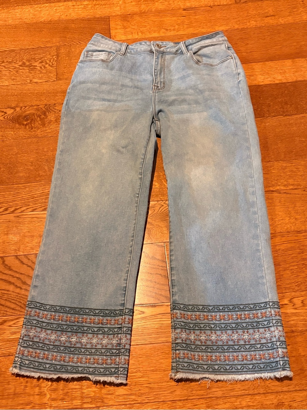 Wide Bottom Capris with Embroidered Hem - Picture 2 of 7